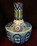 damas vase 